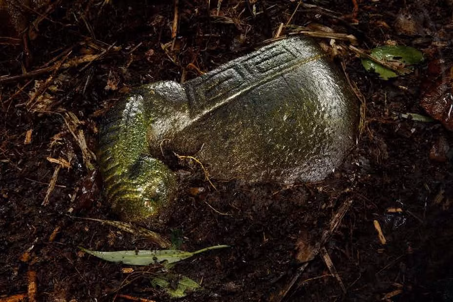 Thành phố huyền thoại La Ciudad Blanca nổi tiếng với các câu chuyện kể về một bức tượng lớn chạm khắc hình ảnh Thần Khỉ được đặt bên trong một ngôi đền.