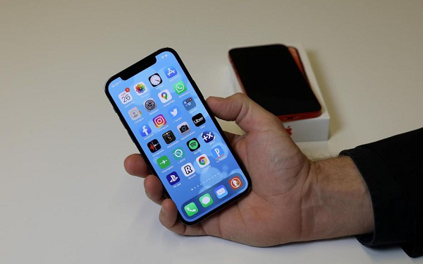 Procon cho biết, họ đã yêu cầu Apple chứng minh rằng liệu việc công ty loại bỏ củ sạc có làm giảm giá thành hay không và không nhận được phản hồi nào từ công ty.