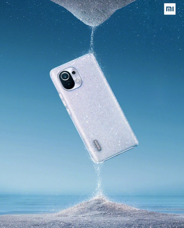 Khi đưa dưới ánh sáng, những hoạ tiết trên Mi 11 Star Diamond sẽ phản chiếu lấp lánh như kim cương.