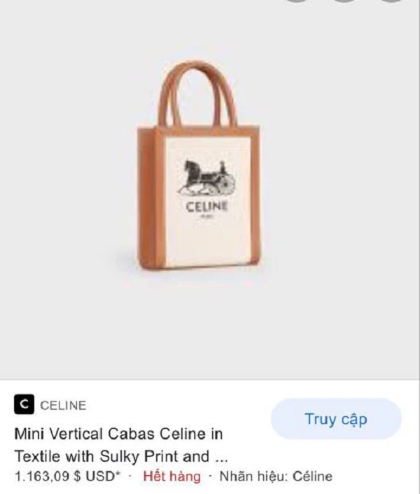 Chiếc túi xách mà Linh Ngọc Đàm mới tậu có tên Mini Vertical Cabas Celine, hiện được bán với giá 1.163 USD (gần 27 triệu đồng) trên web chưa tính thuế khiến fan hâm mộ choáng váng.