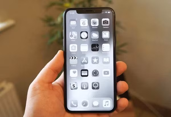 Một cách đơn giản để không "nghiện" smartphone đó là cảm thấy chiếc điện thoại của mình nhàm chán.