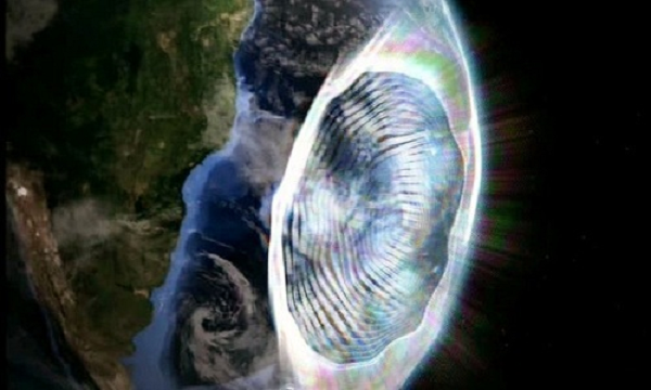 Với tên gọi Vùng dị thường Nam Đại Tây Dương (SAA), đây là điểm các vành đai bức xạ Van Allen (những vành đai hạt tích điện bao quanh Trái Đất) tiến gần nhất đến bề mặt hành tinh của chúng ta.