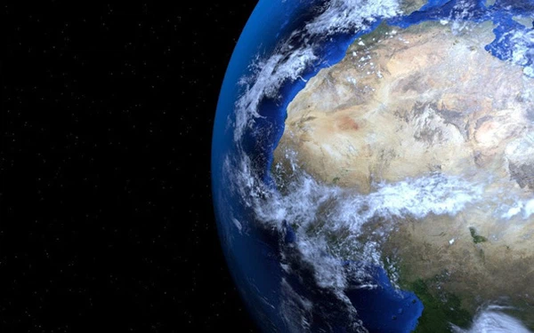 Quá trình nguội dần đi này xảy ra thông quan hiện tượng thất thoát nhiệt lượng ra bên ngoài. 400 triệu năm qua, quá trình mất nhiệt đang xảy ra nhanh hơn đến 25% dự kiến. Chủ yếu sự thất thoát nằm ở bán cầu chứa đại dương, đó là lý do lớp phủ được làm mát nhiều.