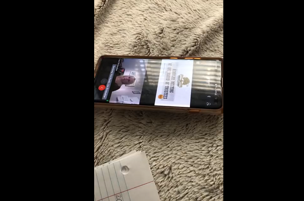 Ban lãnh đạo của trường tiểu học Oakley Union (thành phố Oakley, bang California, Mỹ) đã rơi vào một tình huống khiến toàn bộ phải từ chức. Khi ban lãnh đạo của nhà trường thực hiện cuộc họp thông qua công cụ hội nghị trực tuyến WebEx. Trong cuộc họp này, các thành viên của ban lãnh đạo nhà trường đã thay nhau nói xấu và chỉ trích các phụ huynh.