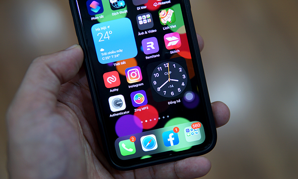 Dễ hiểu hơn, ngay cả khi không muốn nâng cấp hệ thống iOS, bạn vẫn có thể cài đặt những bản vá bảo mật mới nhất.