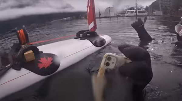 Sau khi iPhone 11 bị mất, Ghodsi đã mua một chiếc iPhone mới và khôi phục một số bức ảnh, cũng như danh bạ và các thông tin còn lại.