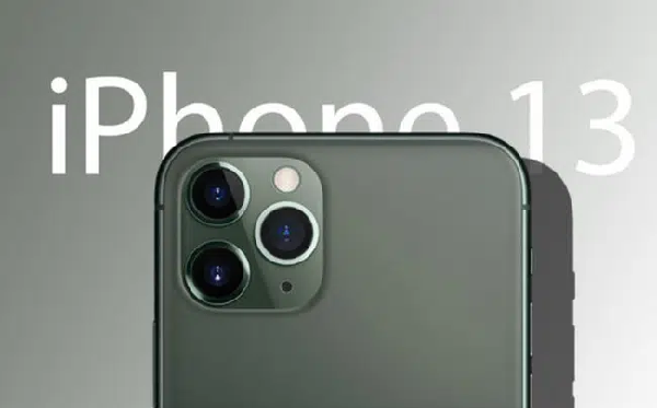 Còn tới nửa năm nữa Apple mới ra mắt iPhone thế hệ mới nhưng những đồn đoán về thiết kế của nó vẫn khiến giới công nghệ sôi sục.