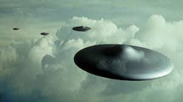 "Làn sóng UFO của Bỉ" là thuật ngữ được sử dụng để mô tả một loạt các vụ nhìn thấy vật thể bay không xác định diễn ra từ tháng 11/1989 đến tháng 4/1990 tại Bỉ. Hàng nghìn người cho biết họ đã nhìn thấy nhiều vật thể khác nhau trên bầu trời, có hình tam giác với đèn gắn ở chân đế.