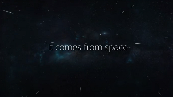 Bên cạnh đó, nó còn kết nối với hệ thống khai thác Marscoin, đi kèm tính năng sạc bằng năng lượng mặt trời. Có thể chụp ảnh với tốc độ cao, tích hợp sẵn điều khiển xe điện…