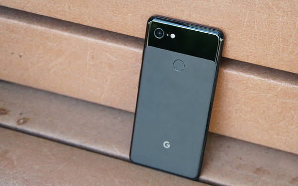  Google Pixel 3 được ra mắt từ năm 2019 sở hữu khả năng hoạt động mượt mà, trơn tru nhờ việc Google cam kết cập nhật phần mềm liên tục trong 3 năm. Bên cạnh đó, nhờ cài đặt thuần Android nên người dùng Pixel 3 không cần phải lo lắng về vấn đề lag hay trễ trong quá trình sử dụng.
