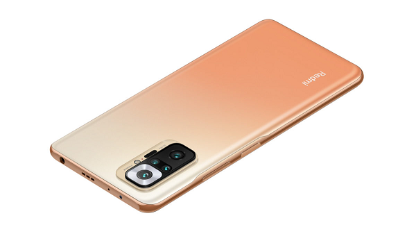 Tần số quét màn hình của Redmi Note 10 Pro lên tới 120Hz - cao nhất trong phân khúc điện thoại chính hãng dưới 8 triệu đồng, và toàn bộ màn hình được bảo vệ bởi tấm kính cường lực Gorilla Glass 5.