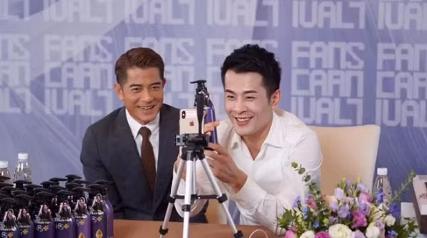 Năm ngoái, phiên livestream bán hàng của Xinba cũng từng đạt doanh thu 221 triệu USD. Kuaishou cho biết, đây phiên livestream bán hàng lớn nhất từng được tổ chức.