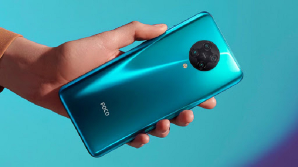 Mặt lưng có cụm 4 camera, trong đó, camera chính 64 megapixel dùng chip Sony IMX686, một camera góc siêu rộng, một camera macro 5 megapixel và một camera 2 megapixel để đo chiều sâu hỗ trợ chụp chân dung. Pin dung lượng 4.700 mAh, sạc nhanh 30W.