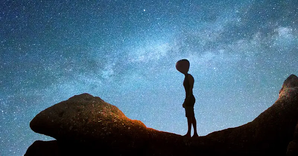 Việc nhân loại tìm thấy sự tồn tại của các nền văn minh ngoài Trái đất cũng tương tự việc "nhìn vào tương lai của chúng ta". Điều này vừa tốt, vừa xấu.