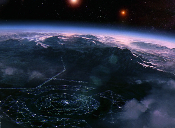 Nếu không, đó có thể là dấu hiệu xấu cho chúng ta - thời hạn sinh tồn. Bằng cách tìm kiếm sự sống thông minh ngoài Trái đất, ngay cả khi không thấy gì, chúng ta đang khám phá tương lai và số phận của chính mình", ông Conselice giải thích.