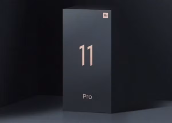 Xiaomi cũng công bố một poster quảng cáo của Mi 11 Pro, đó là hình vỏ hộp không bao gồm củ sạc.