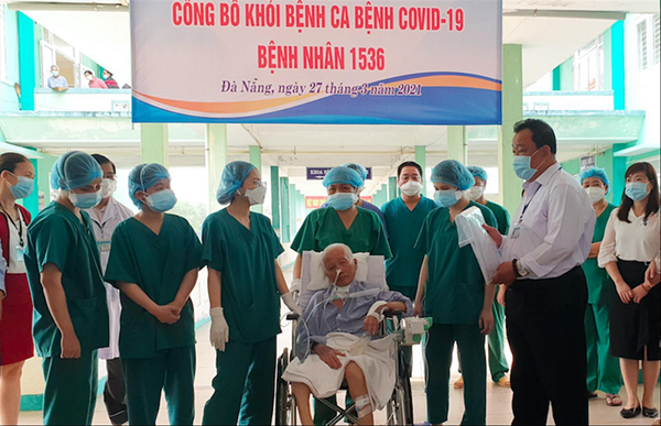 Benh nhan COVID-19 nang nhat Viet Nam khoi benh
