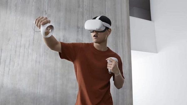 Doanh số kính thực tế ảo và nội dung VR của Oculus trong những năm qua không ngừng tăng. Nhưng về phía Facebook đã từng phải dừng dự án phát triển trợ lý ảo cho ứng dụng Messenger. Lí do là không thể cạnh tranh với Google Assistant hoặc Siri của Apple.