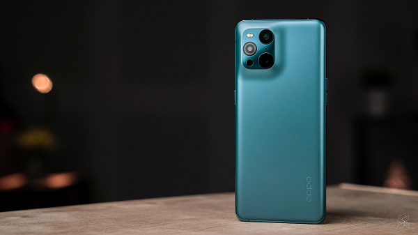 Để làm cho việc chụp ảnh trở nên thú vị hơn, OPPO đã cung cấp cho Find X3 Pro thêm một máy ảnh kính hiển vi giúp mang lại khả năng chụp các chi tiết siêu nhỏ.