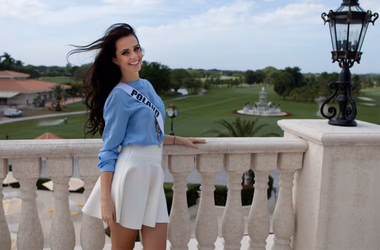 Hoa hậu Ba Lan Marcela Chmielowska, 23 tuổi, cao 1m75.