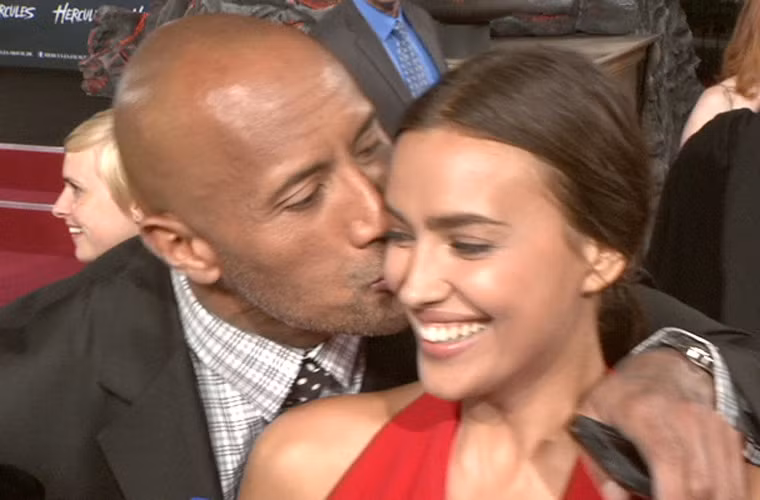 The Rock luôn thể hiện tình cảm với Irina như với người yêu thực thụ.