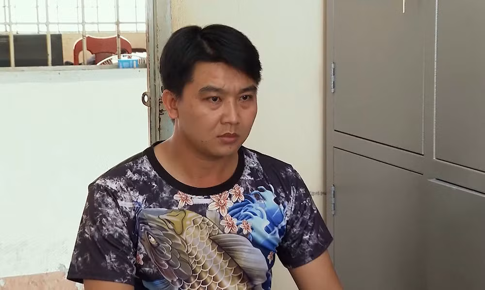 Khoi to nguoi chong dam chet nguoi khi cuu vo khoi nhom bat coc