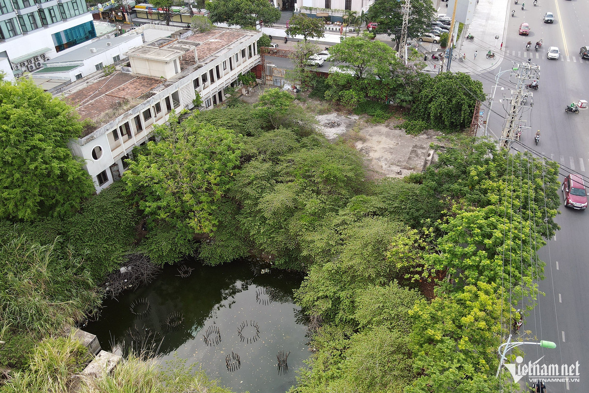 Diem ten nhung khu “dat vang” ven bien Nha Trang bi bo hoang-Hinh-2