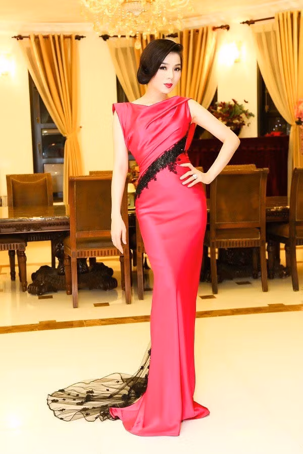 Biet thu trieu do it nguoi biet cua Le Quyen va chong dai gia-Hinh-10