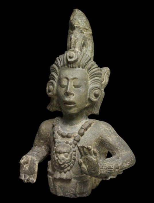 Thông qua biểu cảm trên gương mặt bức tượng, người xem có thể thấy người này bộc lộ sự vất vả, thậm chí là nỗi đau khi làm công việc đó.