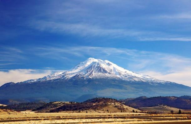 Sau vụ mất tích kỳ bí này, nhiều sự việc kỳ lạ được báo cáo xảy ra ở núi Shasta.