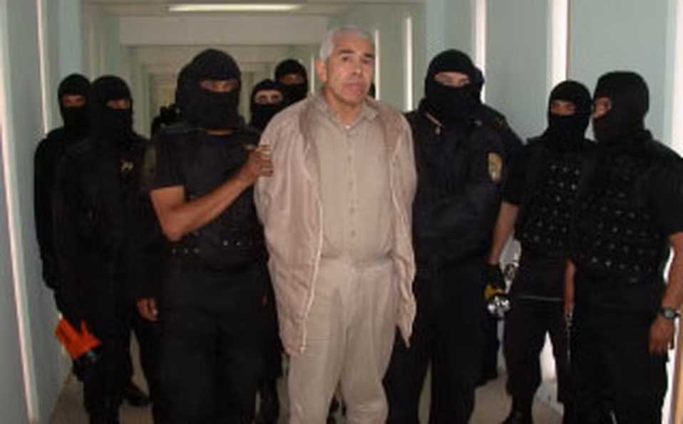 Số tiền này đến từ việc trước khi bị bắt, Quintero lập ra ít nhất 30 công ty trong lĩnh vực xây dựng, dầu khí, buôn bán xe, nhà hàng, tiệm quần áo, giày dép và dịch vụ làm đẹp.