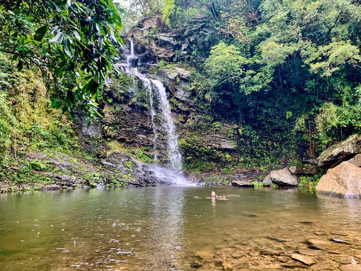 Từ đây, người dân tin rằng "lời nguyền cô dâu" xuất hiện bởi "linh hồn" của tân nương xấu số không siêu thoát nên tìm cách kéo một số người xuống nước để vơi bớt cô đơn.