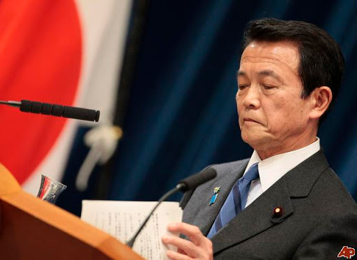 Hiện ông Aso giữ chức Phó Thủ tướng, Bộ trưởng Tài chính và là thành viên quan trọng trong chính quyền của ông Abe. Sau khi Thủ tướng Abe thông báo từ chức vào ngày 28/8, ông Aso được đánh giá là một trong những ứng viên kế nhiệm sáng giá chức vụ Thủ tướng Nhật Bản.