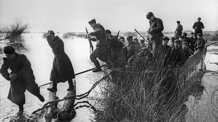 Không những vậy, Phương diện quân Ukraine số 1 do Ivan Konev làm tư lệnh cũng chuẩn bị đầy đủ cho cuộc tấn công vào "sào huyệt" của Hitler.