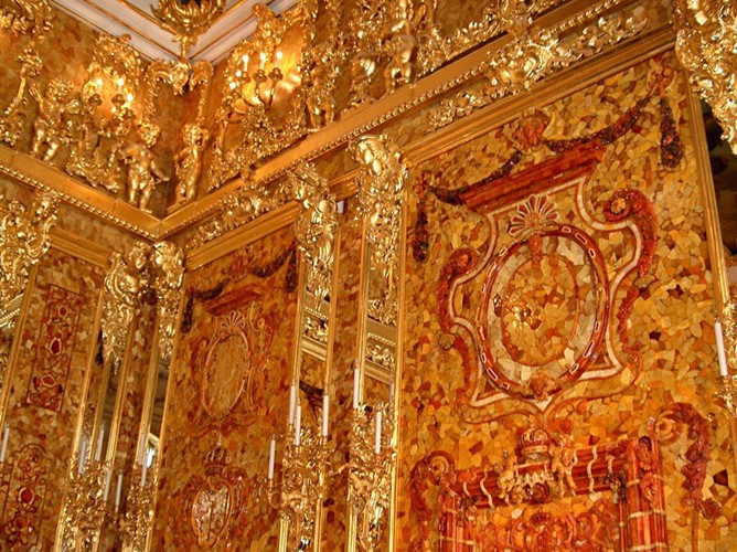 Thế nhưng, trước khi Thế chiến 2 kết thúc, Đức quốc xã một lần nữa tháo rời “kỳ quan thứ 8 của thế giới” và đem tới địa điểm bí mật cất giấu.