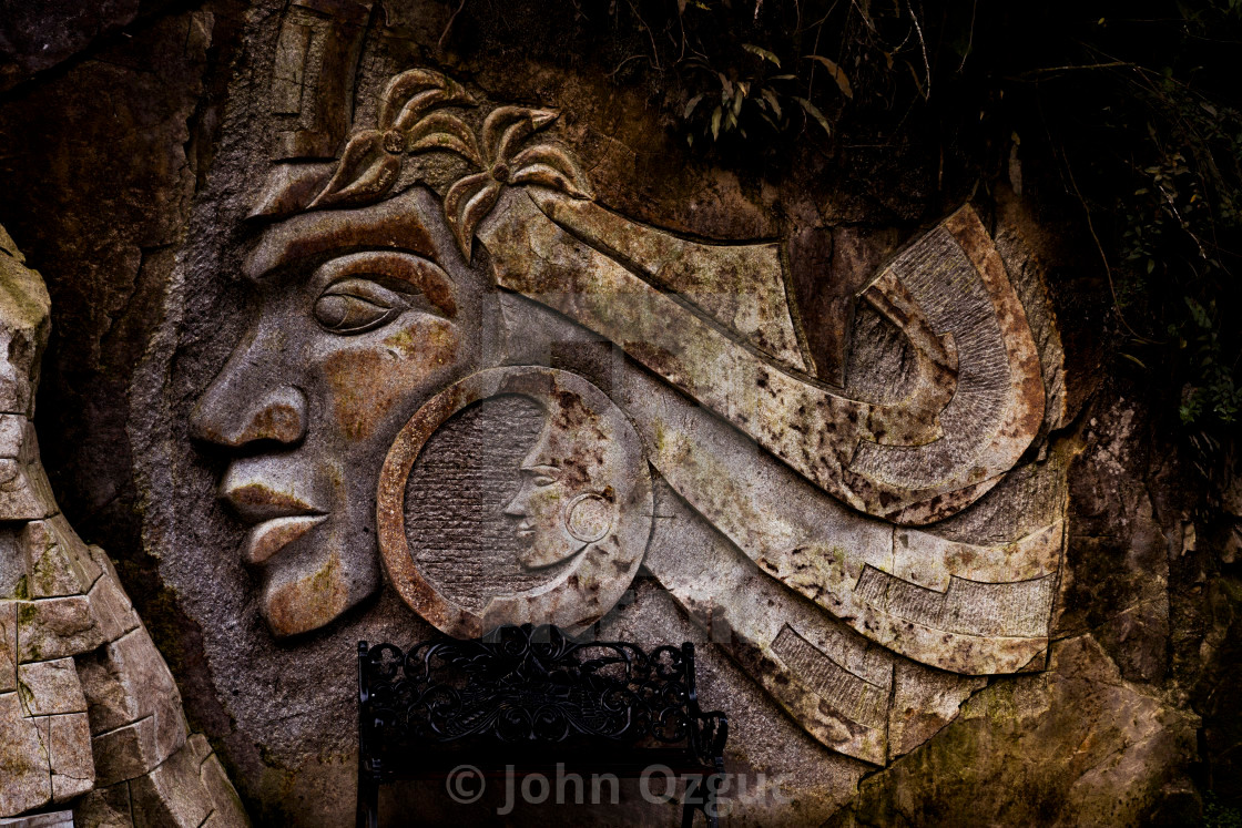 Nguyên do là vì họ biết rằng sau bữa ăn này sẽ là lúc bản thân bị hành hình và không còn sống trên cõi đời. Mời độc giả xem video: Tử hình kẻ giết nữ sinh sân khấu điện ảnh. Nguồn: VTC Now.