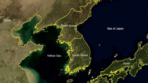 Bán đảo Triều Tiên. Khi bán đảo Triều Tiên còn chưa bị phân chia hai miền nam Bắc, Nhật Bản đã thôn tính hoàn toàn vùng đất này bằng Hiệp ước sáp nhập Nhật Bản - Triều Tiên năm 1910. Hiệp ước duy trì hiệu lực cho đến kết thúc Thế chiến 2. Các cường quốc châu Âu khác cũng từng để mắt đến bán đảo Triều Tiên. Năm 1845, đô đốc hải quân hoàng gia Anh Edward Belcher neo thuyền trên đảo Geomundo (Hàn Quốc ngày nay) và thiết lập căn cứ ở đây. Người Anh kiểm soát đảo Geomundo trong gần 2 năm, chủ yếu là nhằm ngăn Nga làm điều tương tự, nhưng không mở rộng thêm ảnh hưởng ở bán đảo Triều Tiên.