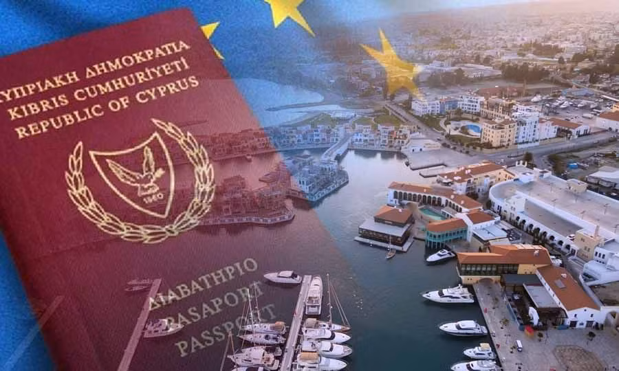 Cụ thể, người nước ngoài sẽ nộp đơn xin cấp hộ chiếu đảo Síp trong đó có việc kê khai lý lịch và tự chứng minh không có tiền án tiền sự.