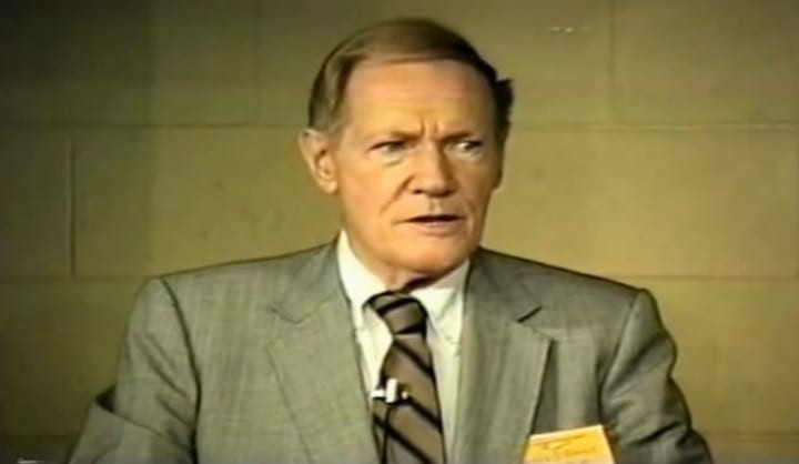 Liên quan đến bí ẩn về du hành thời gian, câu chuyện ly kỳ và hấp dẫn của Al Bielek (1927 - 2011) khiến công chúng vô cùng tò mò.