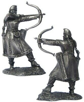 Để tăng thêm khả năng sát thương, binh sĩ Scythia tẩm thuốc độc lên đầu mũi tên.