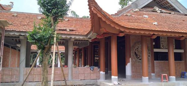 Hai báu vật này ít người biết đến bởi thường được tháo rời từng bộ phận rồi đem đi cất giấu do sợ vấn đề an ninh không đảm bảo sẽ khiến những cổ vật này bị đánh cắp. Ảnh chùa đang được tu bổ, phục hồi di tích nhưng không đúng quy định.