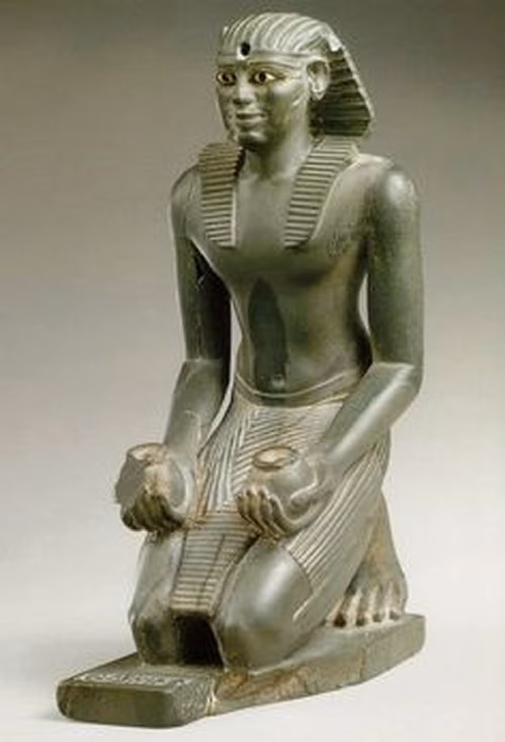 Pepi II, pharaoh ở Cổ Vương quốc, có nhiều thú vui độc đáo, thậm chí là có phần kỳ lạ.