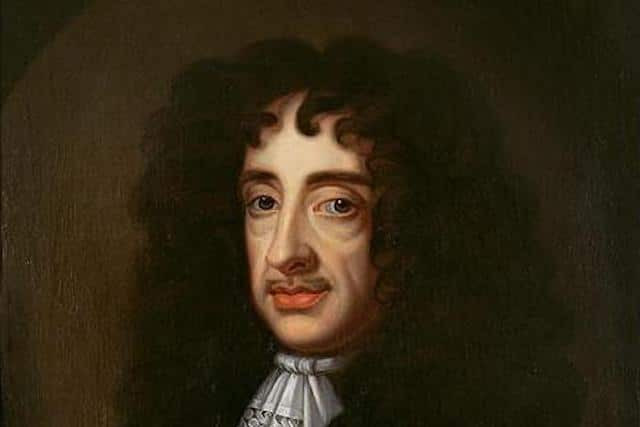 Triều đại Stuart bắt đầu cai trị Anh sau khi Nữ hoàng Elizabeth I của nhà Tudor qua đời năm 1603 và không có con cái nối dõi. Khi ấy Vua James VI của Scotland bắt đầu triều đại Stuart khi trở thành vua nước Anh. Tại Anh, ông hoàng này được gọi là Vua James I. Sự cai trị của Vua James VI kết nối giữa Anh và Scotland chìm trong chiến tranh suốt thời gian dài.