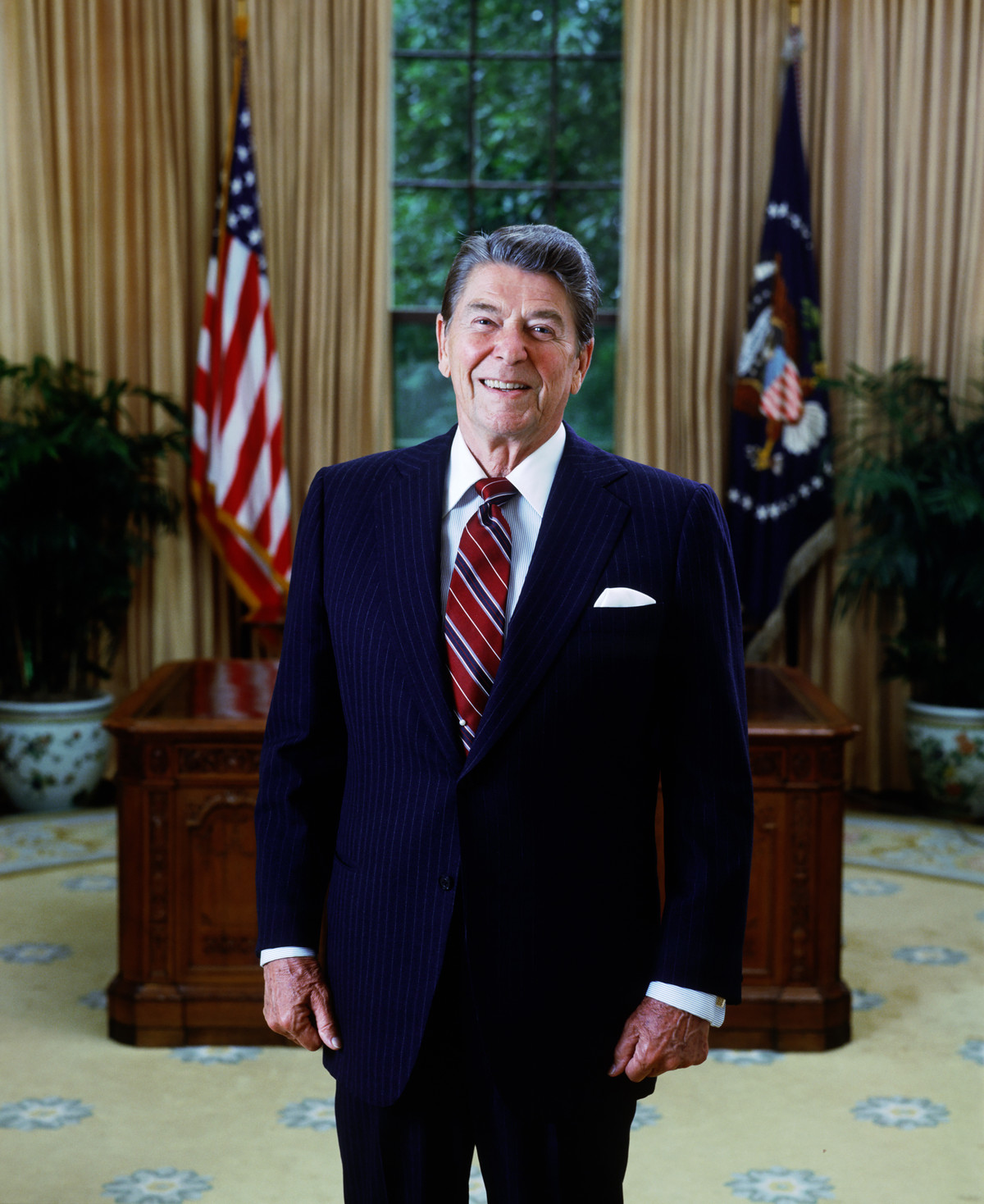 Cụ thể, trước khi cuộc bầu cử Tổng thống Mỹ năm 2020 diễn ra, Ronald Reagan từng giữ kỷ lục là tổng thống lớn tuổi nhất trong lịch sử Mỹ.