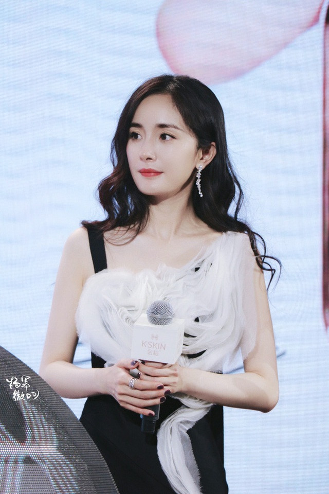 Ngoài ra, người có tướng cằm đầy cũng là biểu hiện của sự trường thọ, tuổi già vẫn duy trì được cơ thể khỏe mạnh hơn nữa còn có con cháu hiếu thuận, vì vậy hoàn toàn có khả năng sống đến 80-90 tuổi hoặc lâu hơn nữa. (*) Thông tin chỉ mang tính tham khảo. Ảnh minh họa.