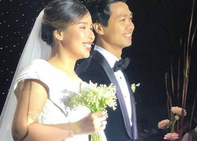 Cong Phuong - Vien Minh tang qua ban be toi du dam cuoi-Hinh-2