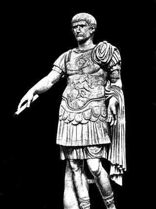 Khu vườn cạnh cung điện của hoàng đế Caligula cũng hoành tráng không kém khi có các vòi phun nước.