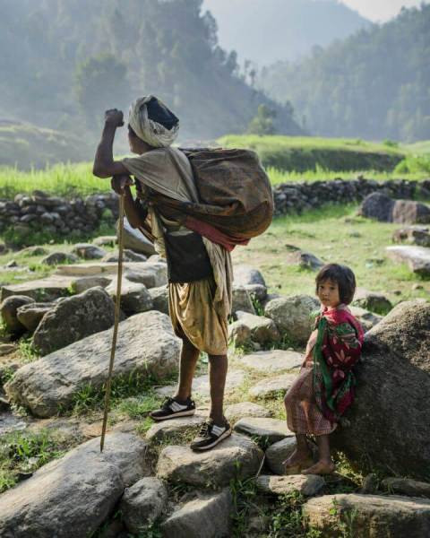 Không những vậy, người Raute còn tạo ra một lỗ xuyên qua sọ của người chết để linh hồn người quá cố có thể lên thiên đường và sống cuộc sống vĩnh hằng, hạnh phúc.