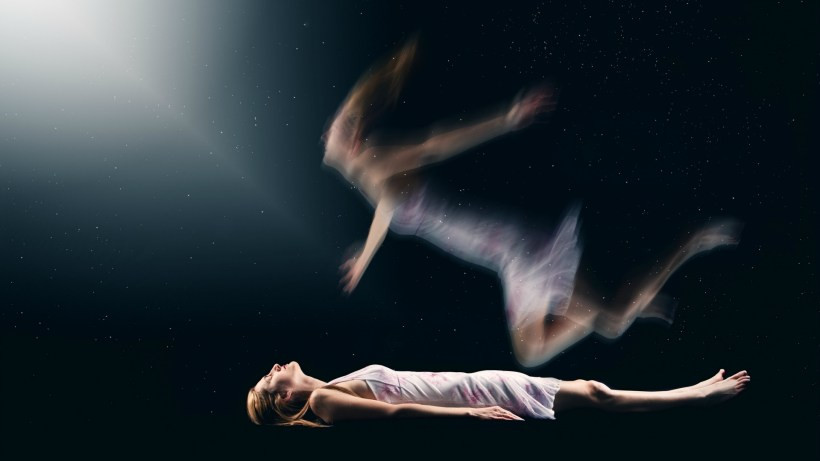 Vì vậy, vào tháng 4/1901, bác sĩ MacDougall cùng các cộng sự tiến hành thí nghiệm trên. Họ lựa chọn 6 bệnh nhân trong tình trạng nguy kịch.