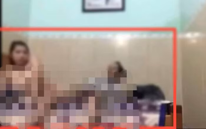 Bat khan cap nam giao vien co hanh vi hiep dam tre em